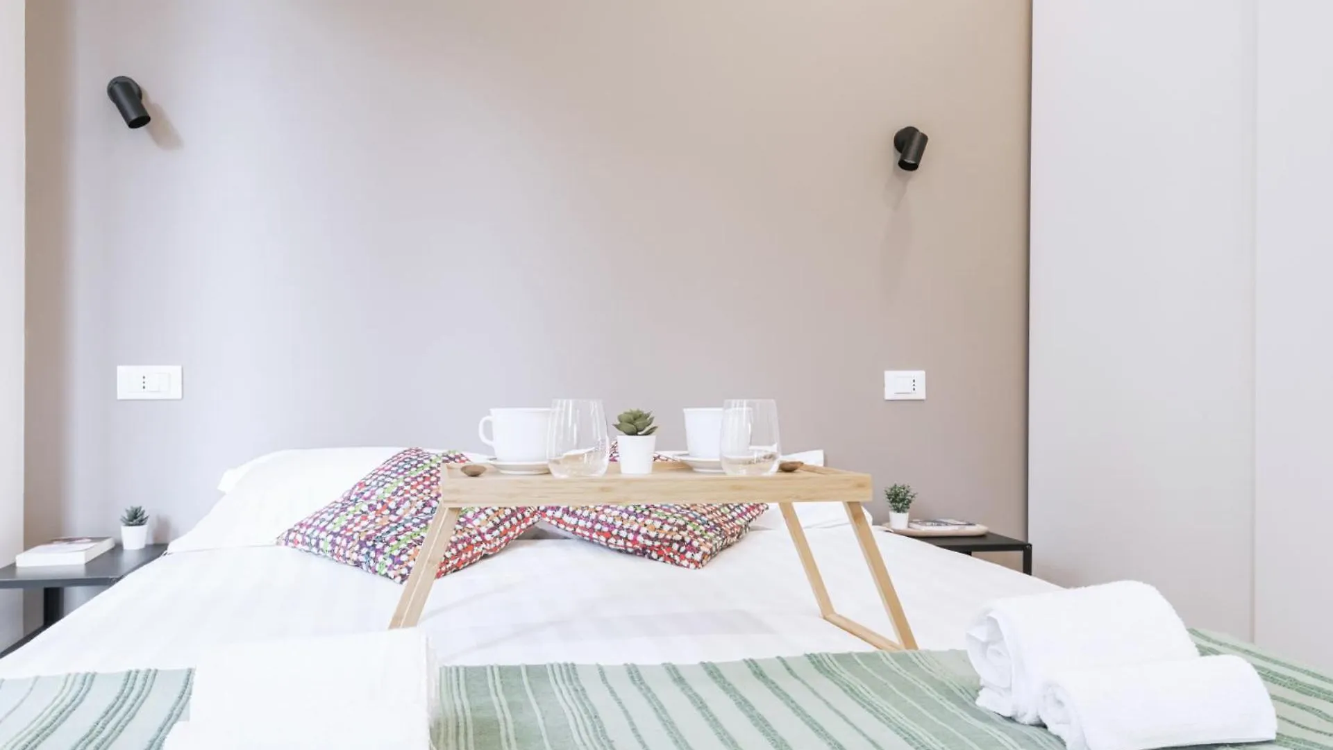 Easylife - Nuovo Bilocale Con Balcone S.Agostino Apartment Milan